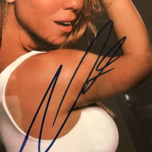 Mariah Carey hand signed (Rp) ✍🏼 - Picture 2 of 3